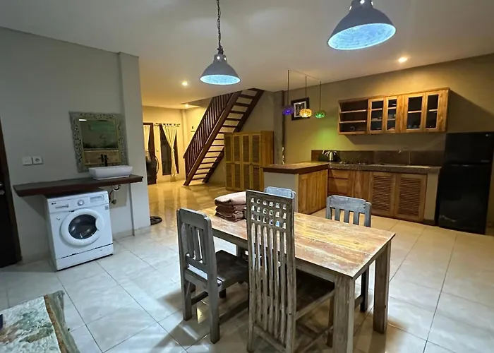 Taman Giri House 3 Bedrooms * Nusa Dua (Bali)