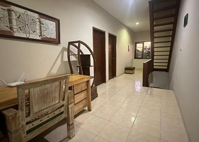 Holiday home Taman Giri House 3 Bedrooms