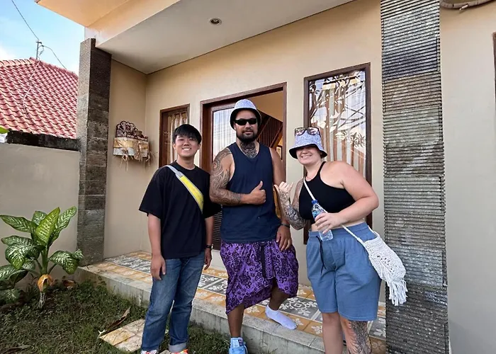 Taman Giri House 3 Bedrooms Holiday home Nusa Dua (Bali)